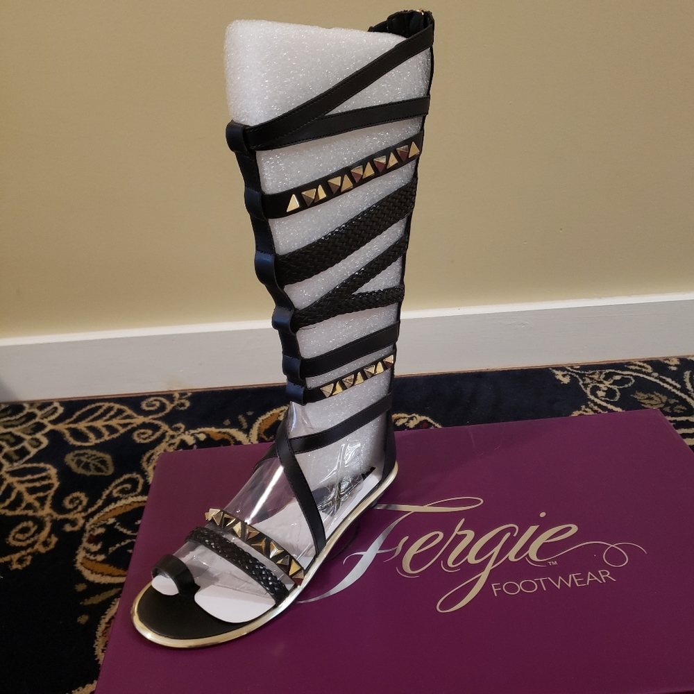 Sandals - Picture 2 of 3